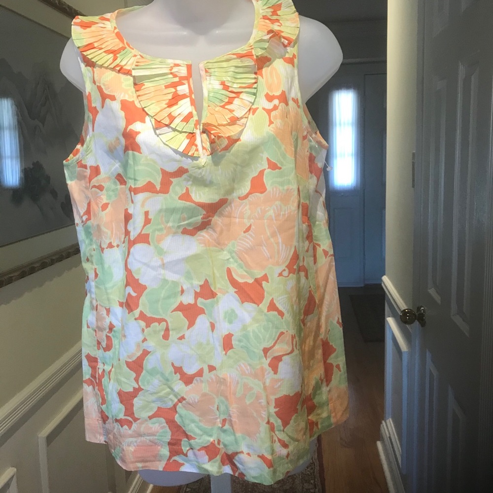 Talbots - Lady light floral top w/ruffles, Size: 6